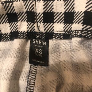 SHEIN Checker Print Zipper Shorts!